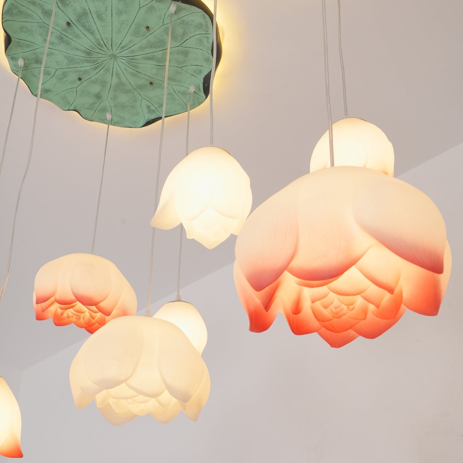 Lustra Chandelier Pendante 7 Lumières Rose Blanc - Neutralighting