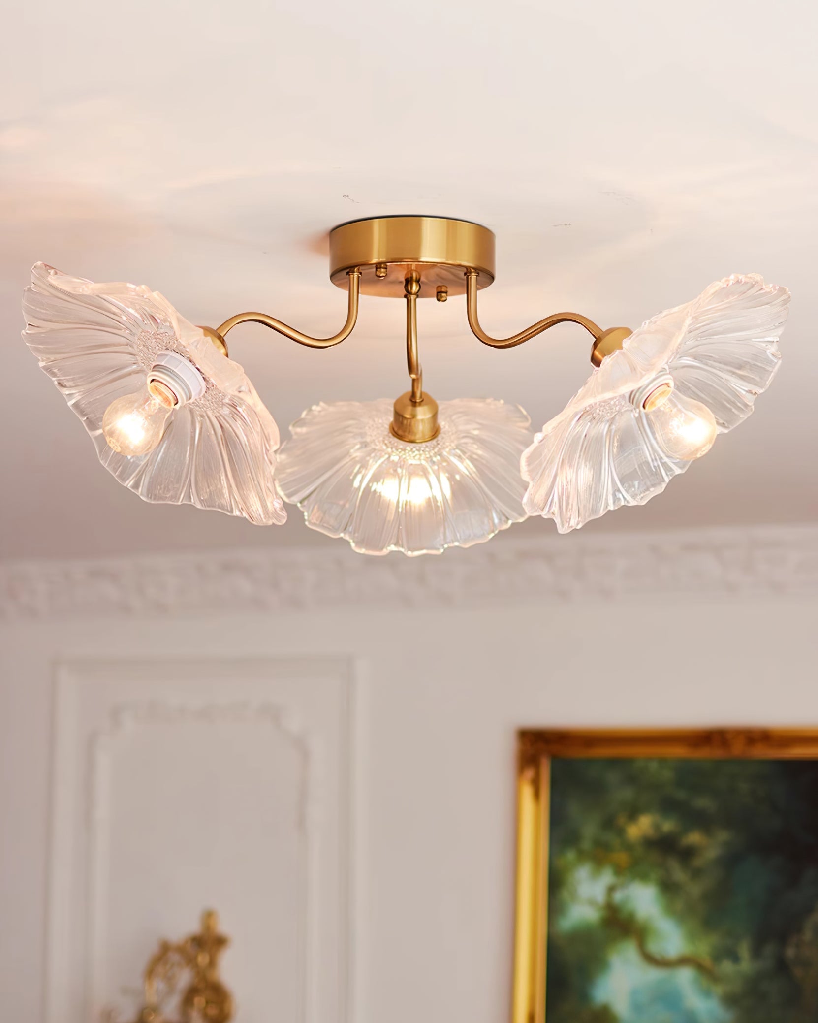 Solara Plafonnier en Verre Feuille avec Laiton Élégant - Neutralighting