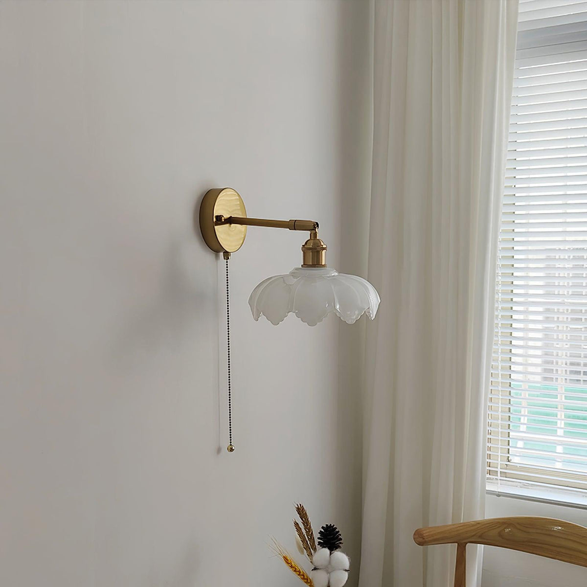 Lotus Applique Murale Verre Art Nordique Orientable - Neutralighting