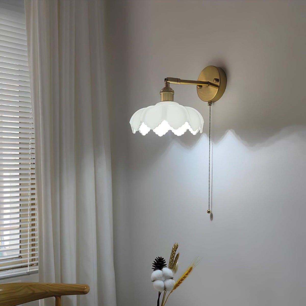 Lotus Applique Murale Verre Art Nordique Orientable - Neutralighting