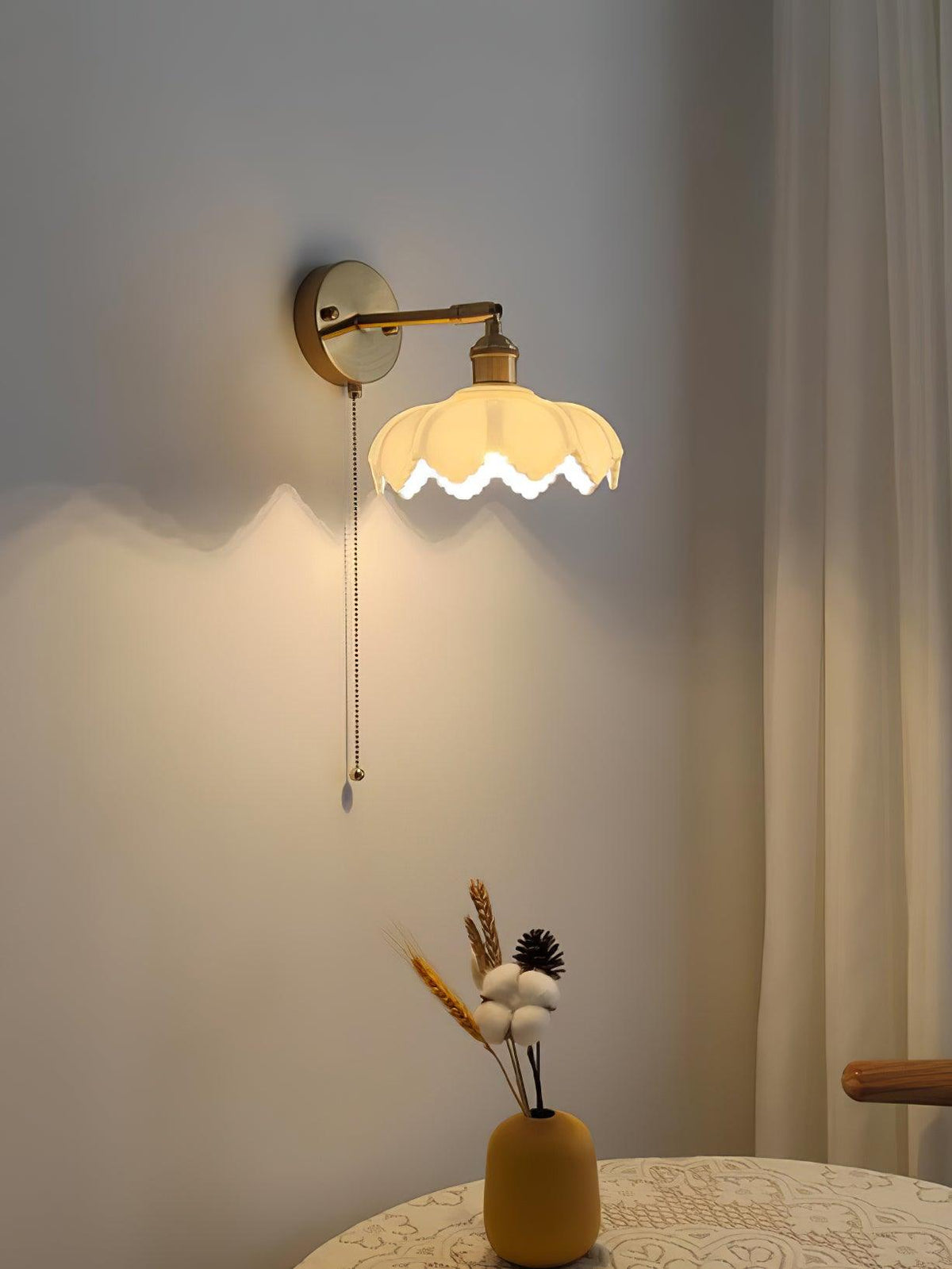 Lotus Applique Murale Verre Art Nordique Orientable - Neutralighting