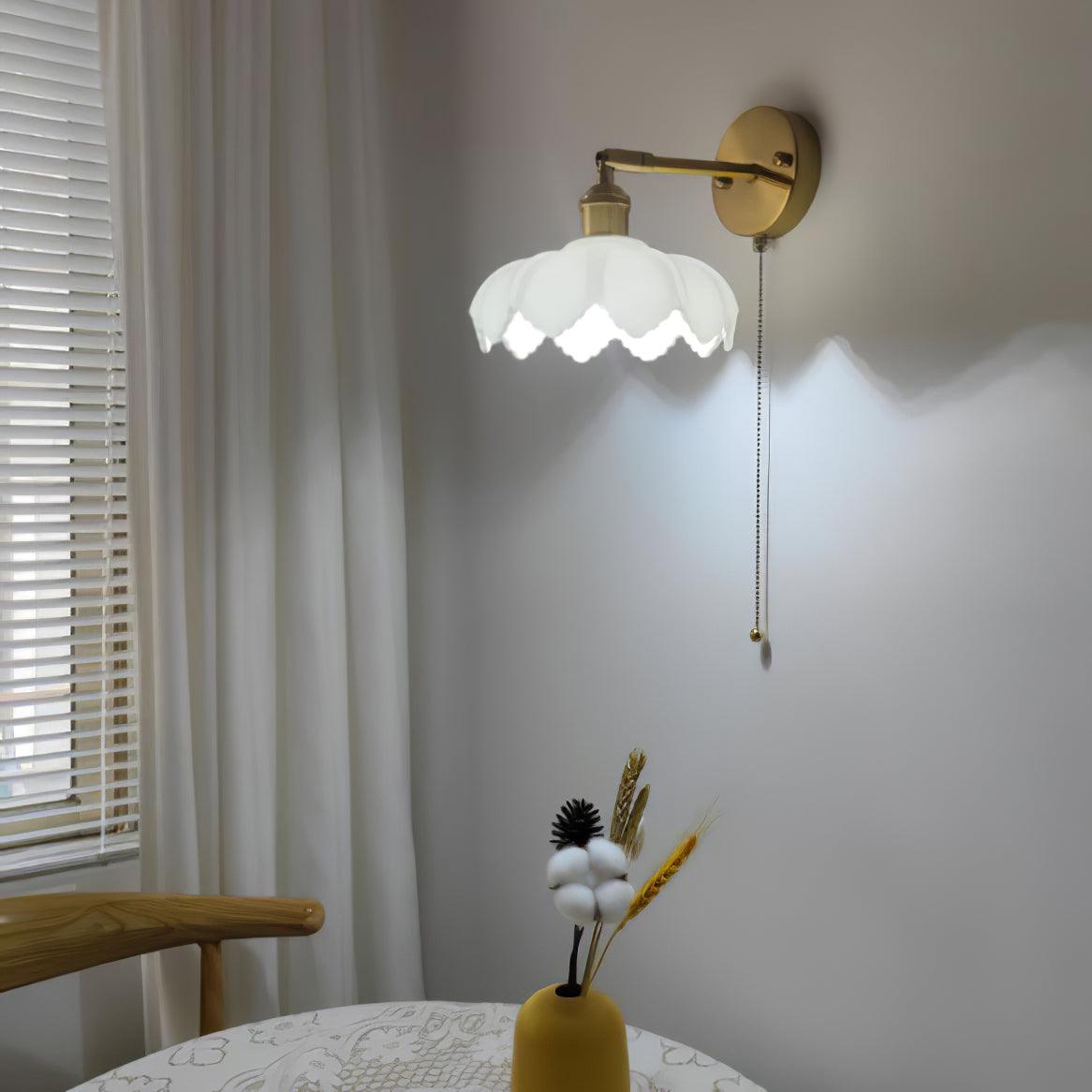 Lotus Applique Murale Verre Art Nordique Orientable - Neutralighting