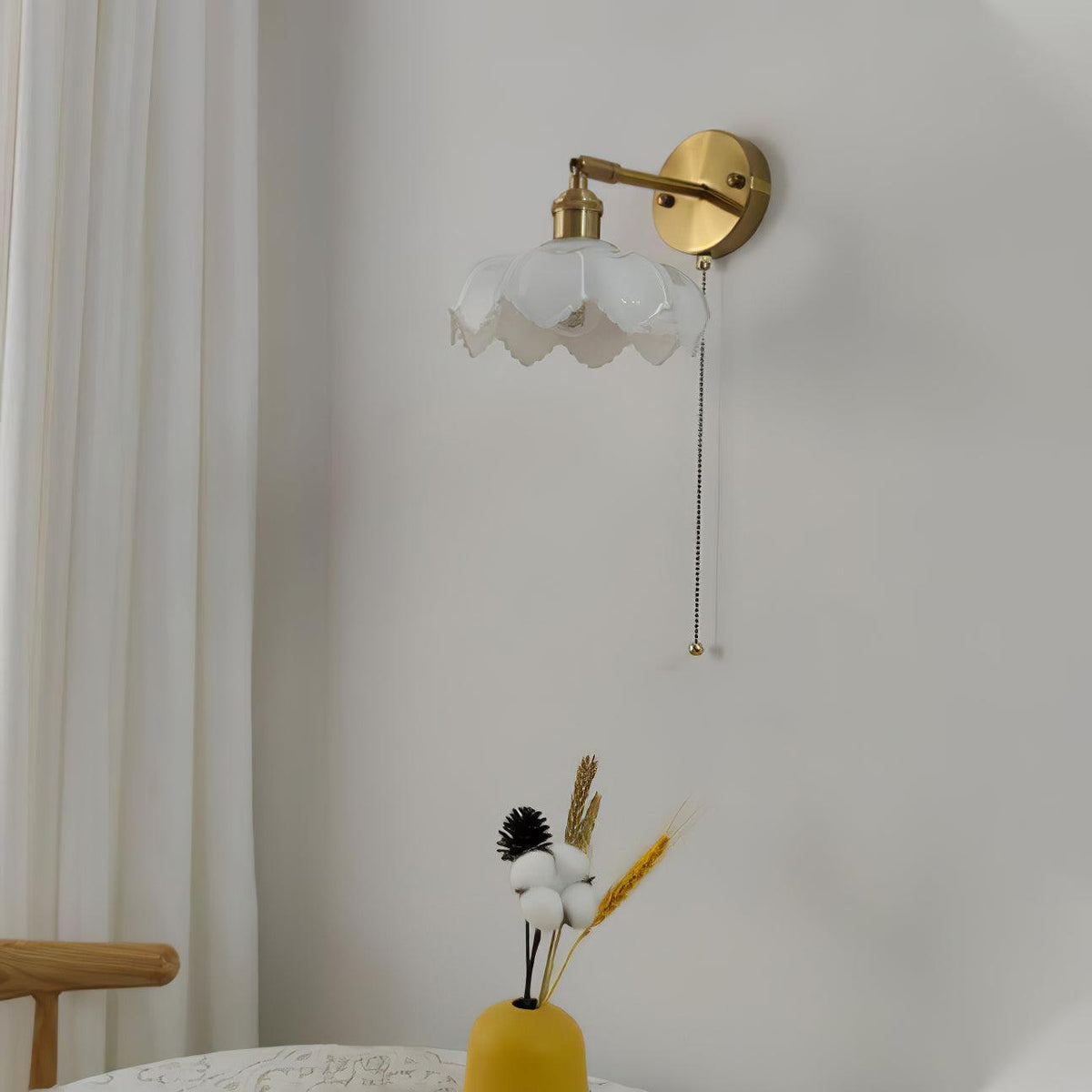 Lotus Applique Murale Verre Art Nordique Orientable - Neutralighting