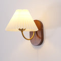 Solenne Applique murale vintage à abat-jour plissé - Neutralighting