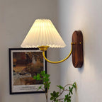 Solenne Applique murale vintage à abat-jour plissé - Neutralighting