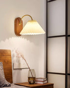 Solenne Applique murale vintage à abat-jour plissé - Neutralighting