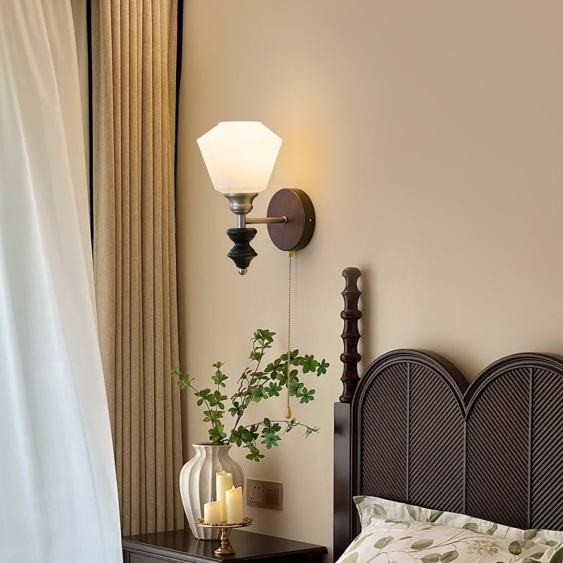 Lucille Applique Murale en Verre Art Classique et Bois - Neutralighting
