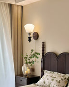 Lucille Applique Murale en Verre Art Classique et Bois - Neutralighting