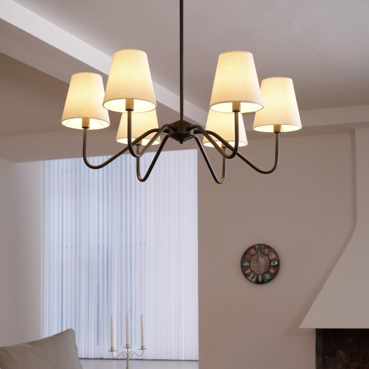 Aurvarira Chandelier Classique Noir en Tissu Lumos - Neutralighting