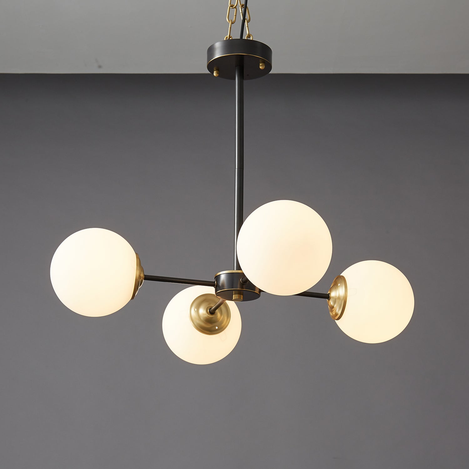 Catalos Lustre en Verre et Laiton de Qualité Supérieure Orb - Neutralighting