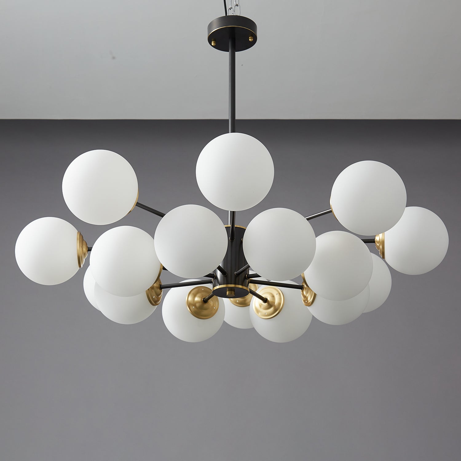 Catalos Lustre en Verre et Laiton de Qualité Supérieure Orb - Neutralighting