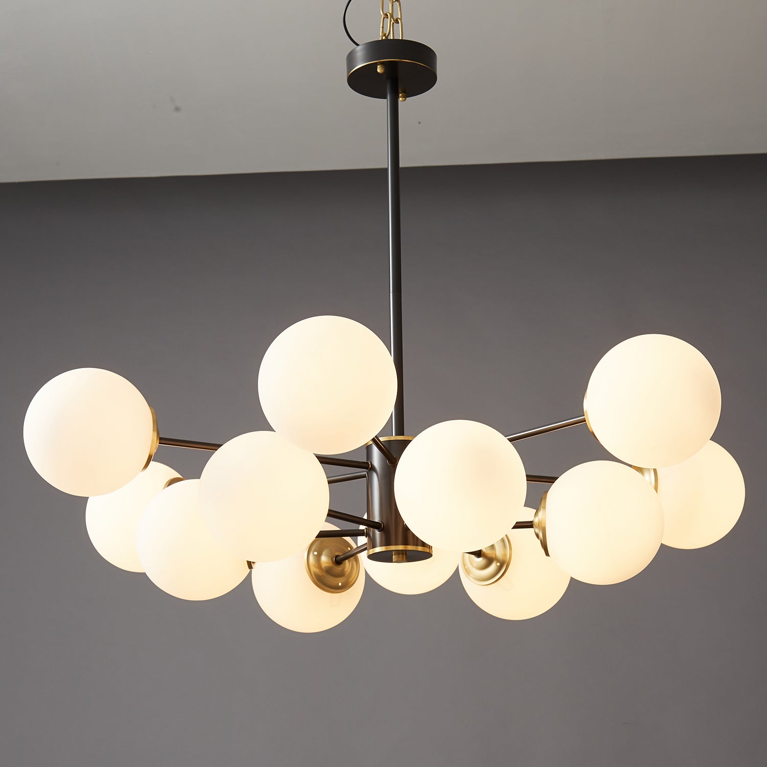 Catalos Lustre en Verre et Laiton de Qualité Supérieure Orb - Neutralighting