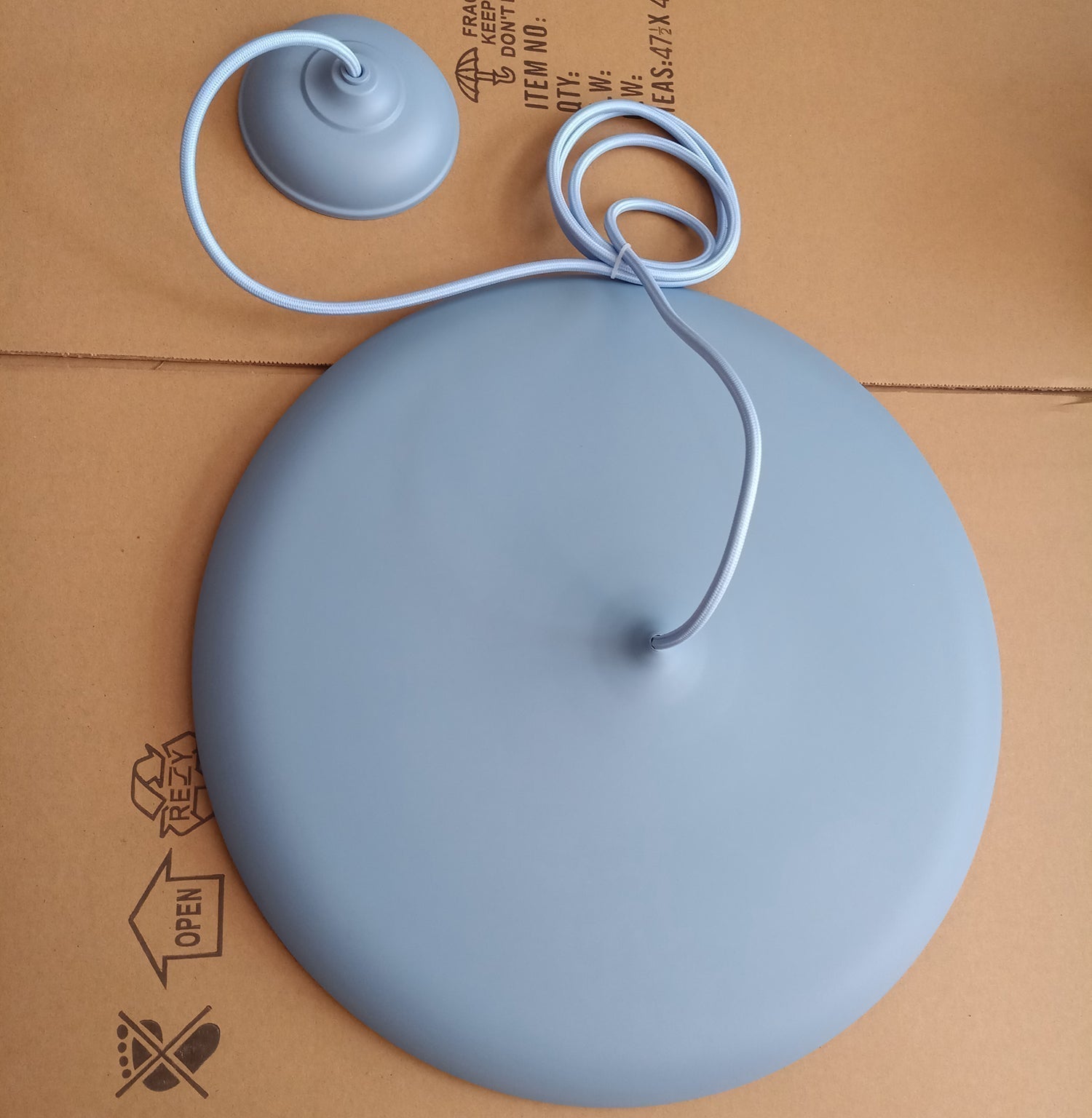 Orik Suspensions Macaron - Neutralighting
