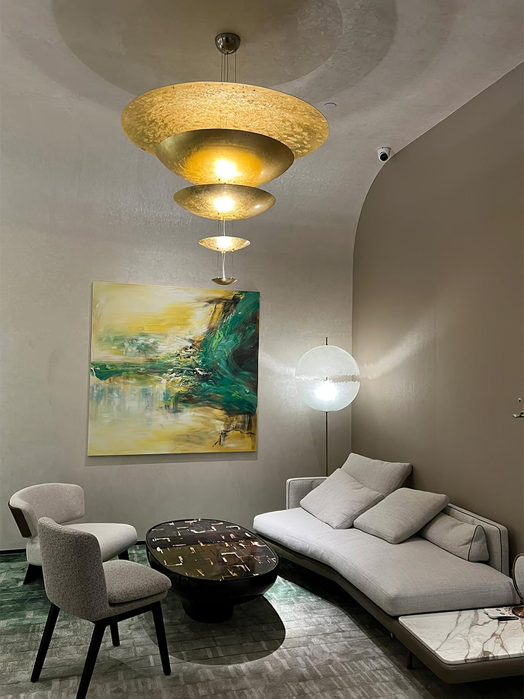 Zathaara Suspension Feuilles d’Or Étagées - Neutralighting