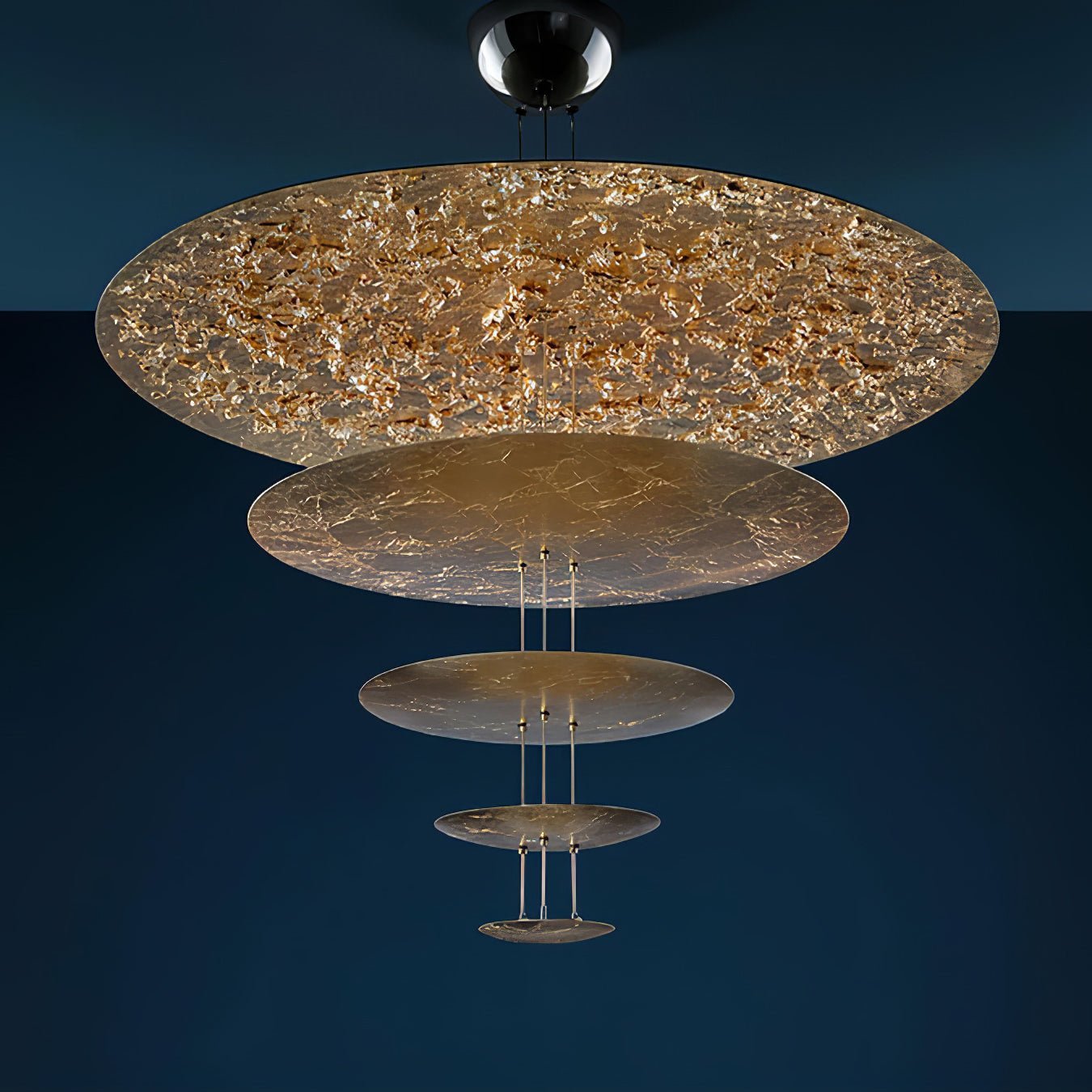 Zathaara Suspension Feuilles d’Or Étagées - Neutralighting