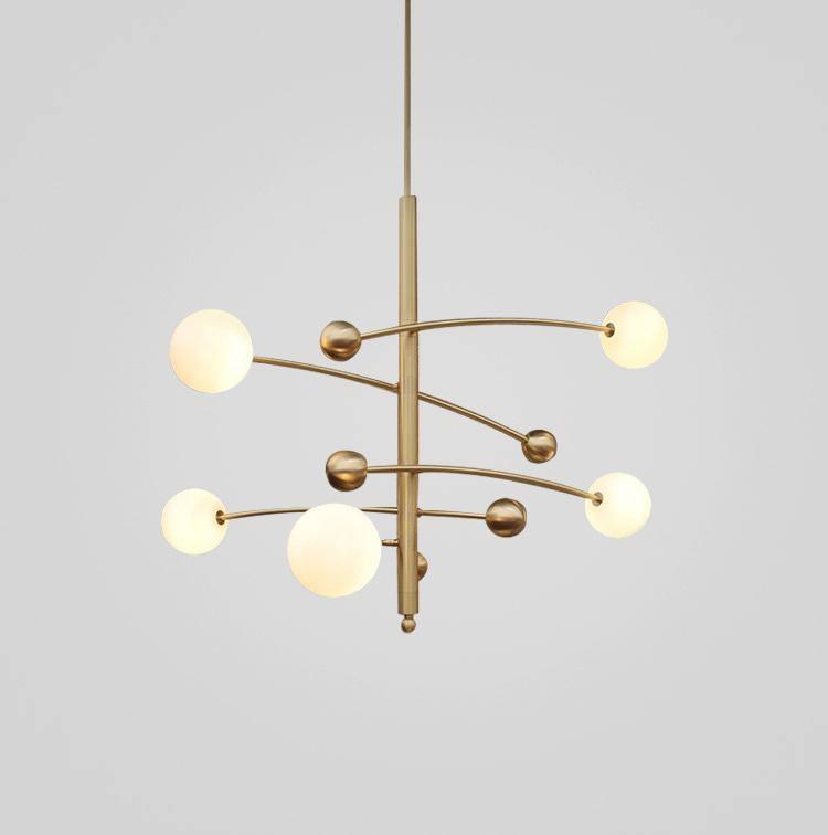 Lustra Chandelier en Laiton avec Poutre Verticale et Globe - Neutralighting