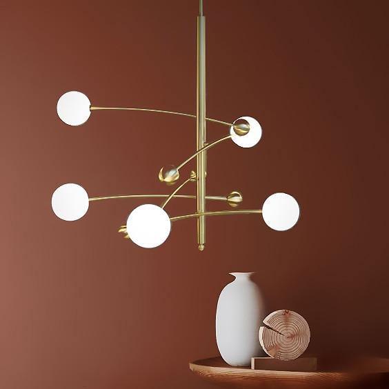 Lustra Chandelier en Laiton avec Poutre Verticale et Globe - Neutralighting