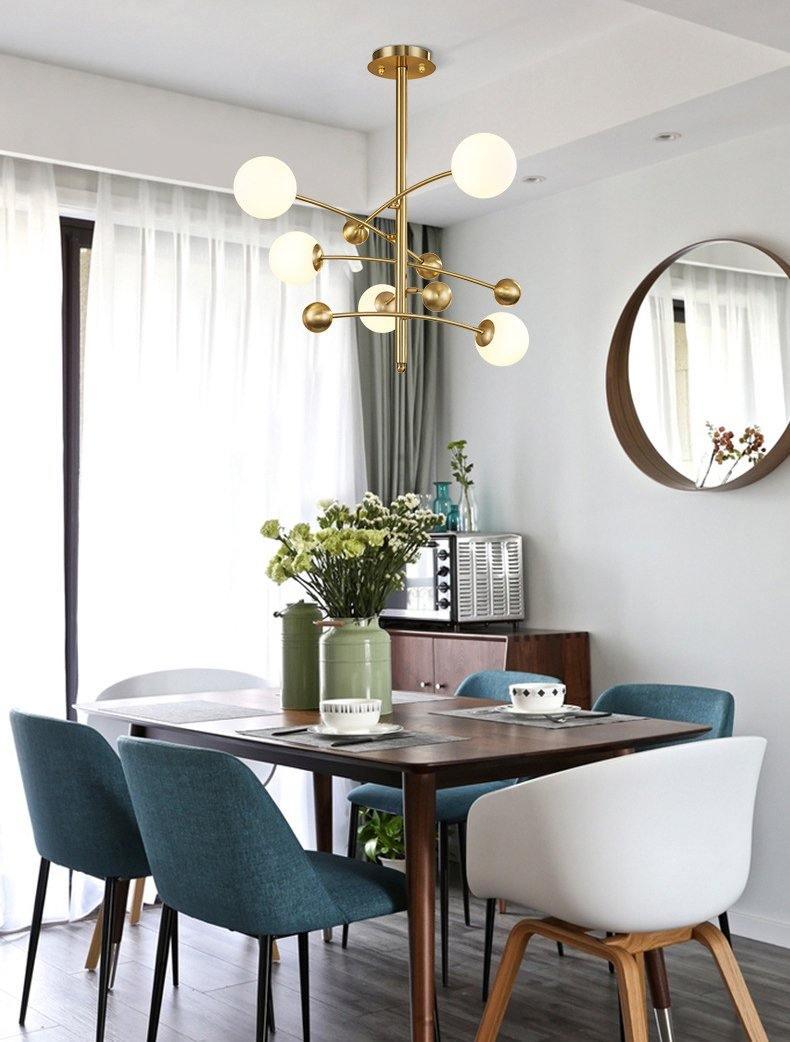 Lustra Chandelier en Laiton avec Poutre Verticale et Globe - Neutralighting