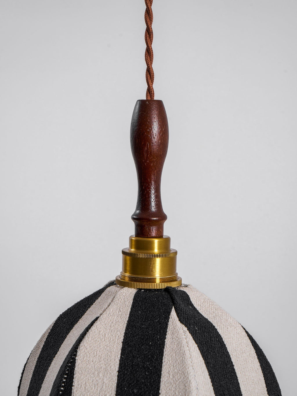 Isolder Suspension Moderne en Tissu - Neutralighting