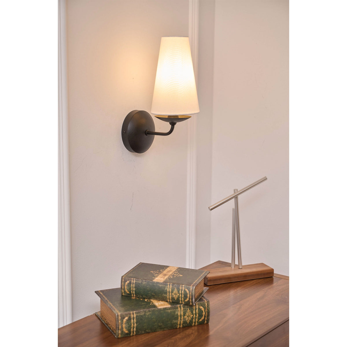 Avraee Applique Murale Laiton Tissu Minimaliste Moderne - Neutralighting