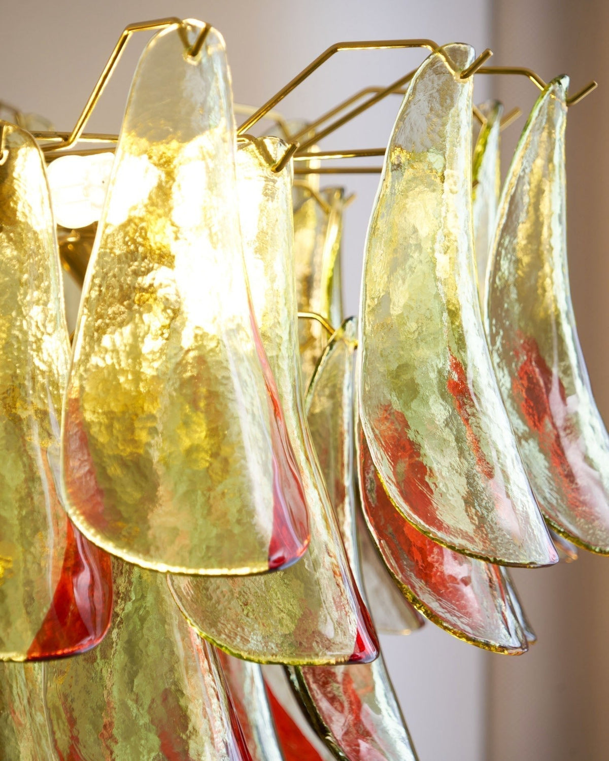 Aurora Lustre en Verre Murano Pétale Élégant - Neutralighting