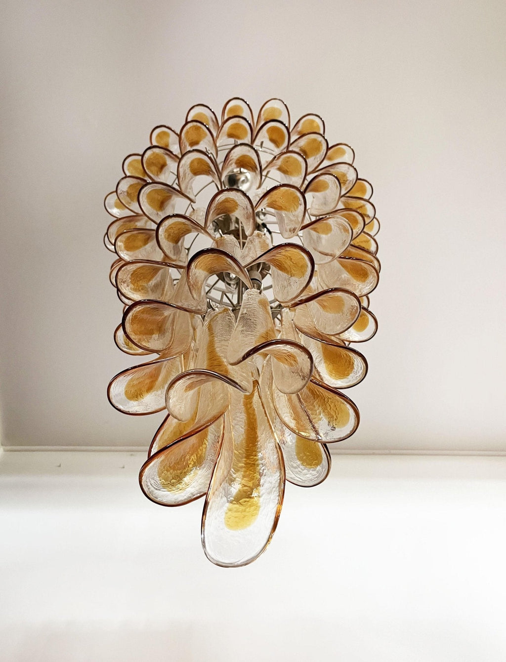Aurora Chandelier Pétales en Verre de Murano Doré - Neutralighting