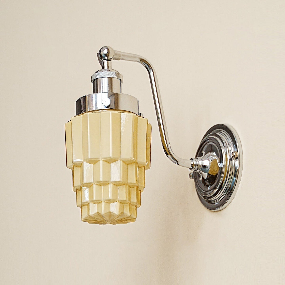 Marnie Lampe Murale Sculpturale à Niveaux - Neutralighting