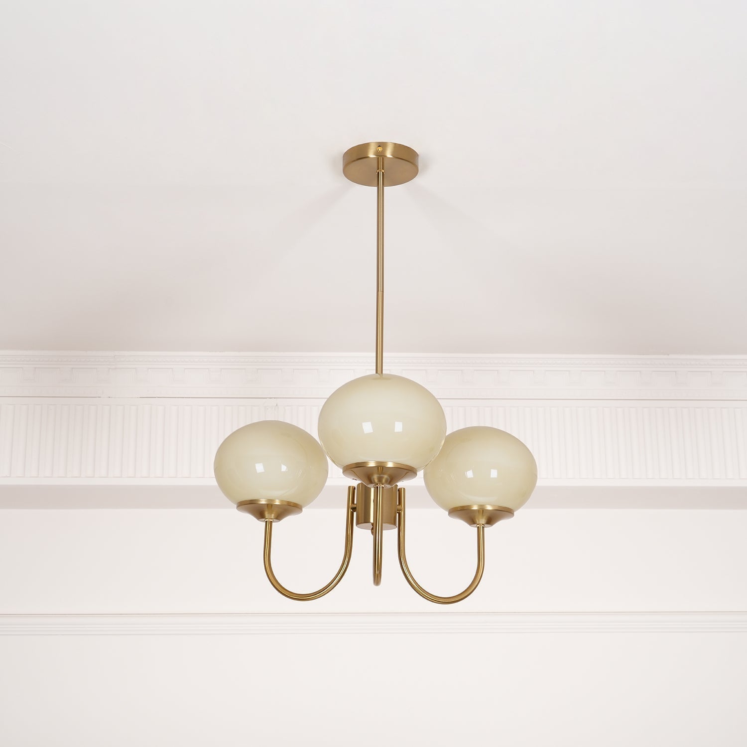 Lustra Chandelier Globe en Verre Rose Doré - Neutralighting