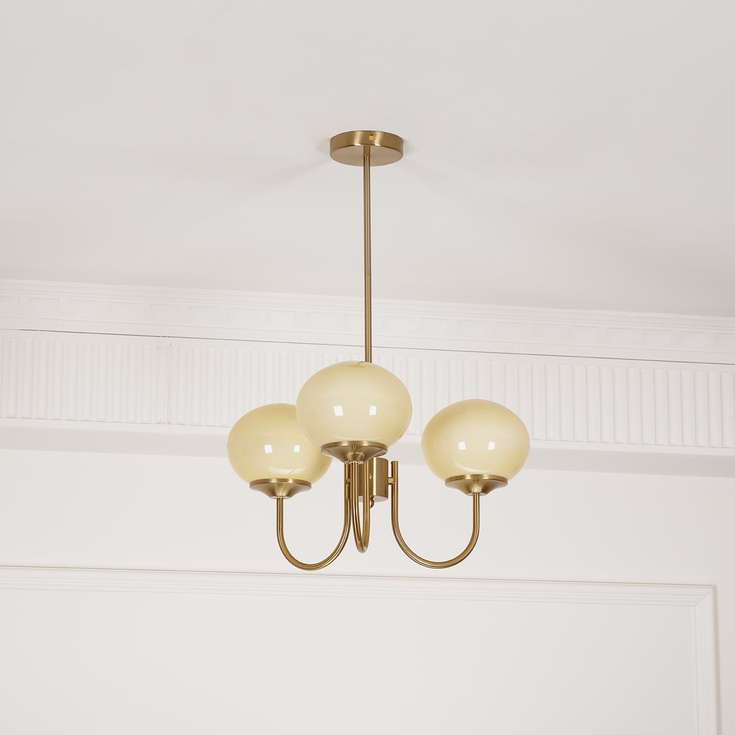 Lustra Chandelier Globe en Verre Rose Doré - Neutralighting