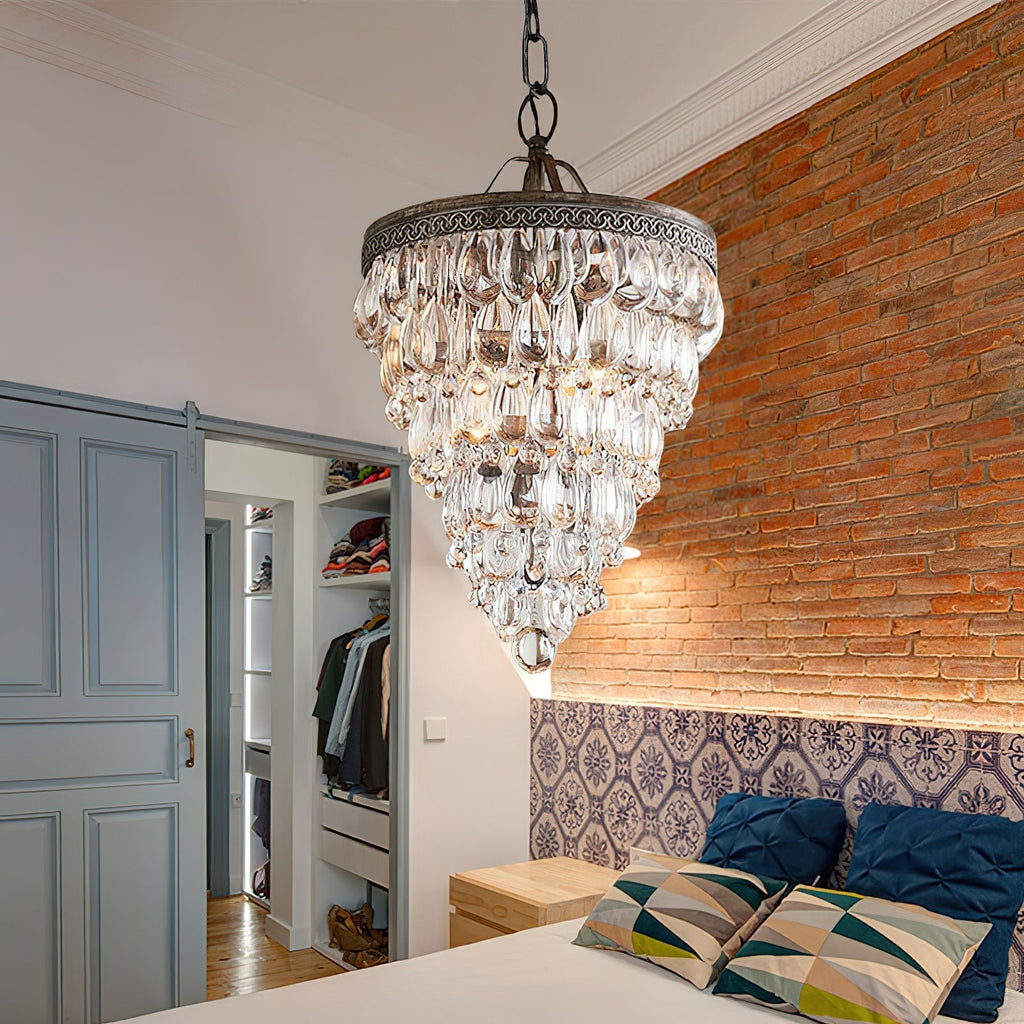 Blink Lustre Unique En Cristal Et Métal En Forme De Pyramide Inversée - Neutralighting