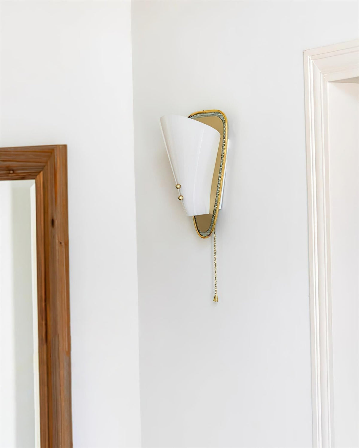 Marzio Applique Murale Sculpturale Élégante - Neutralighting