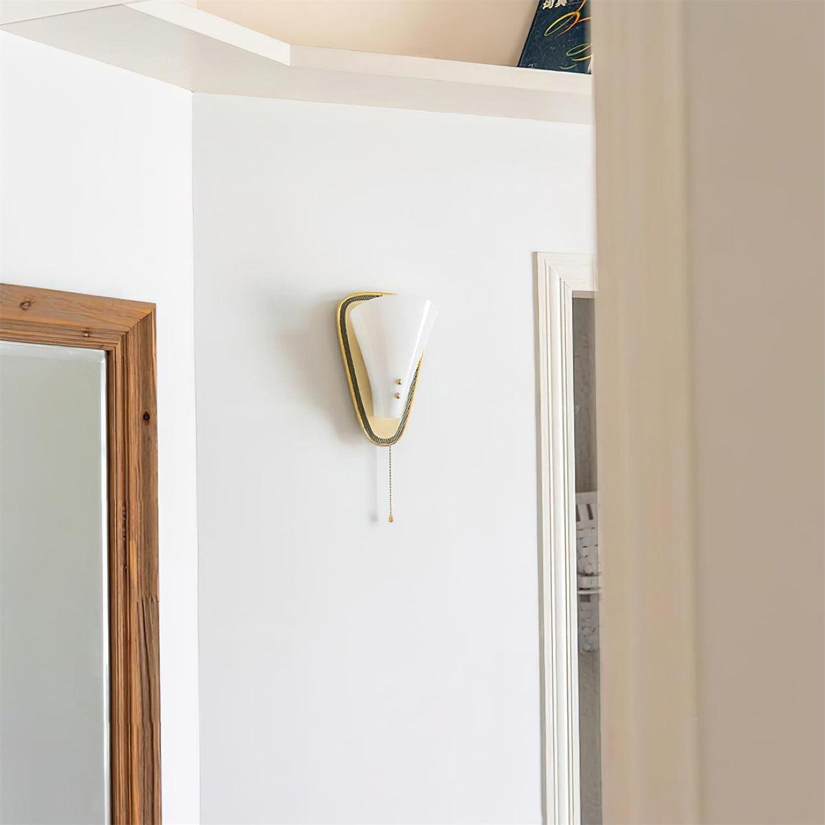 Marzio Applique Murale Sculpturale Élégante - Neutralighting