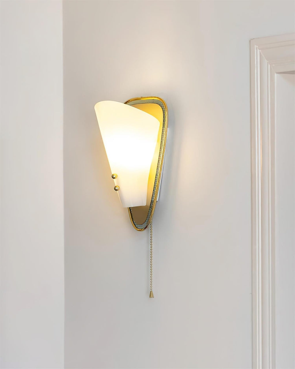 Marzio Applique Murale Sculpturale Élégante - Neutralighting
