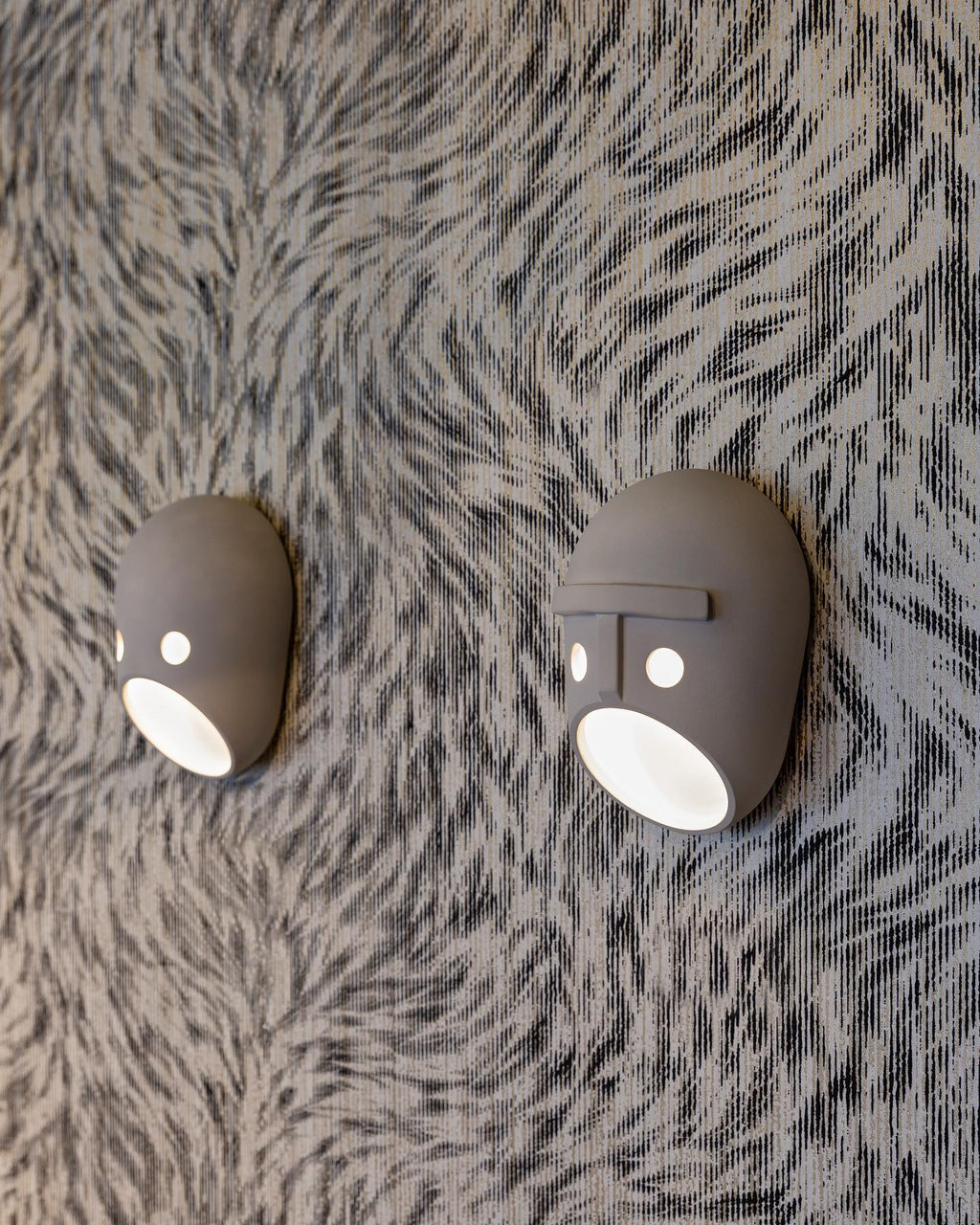 Mask Applique Murale en Résine Créativité Individuelle - Neutralighting