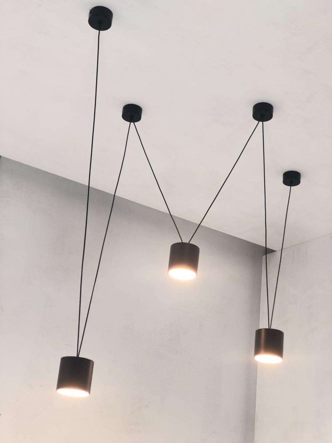 Lustra Collection de Suspensions Lampes Fils Câblés Fins - Neutralighting