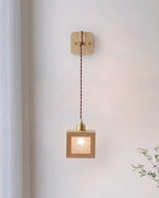 Matilda Applique Murale Cube en Bois - Neutralighting