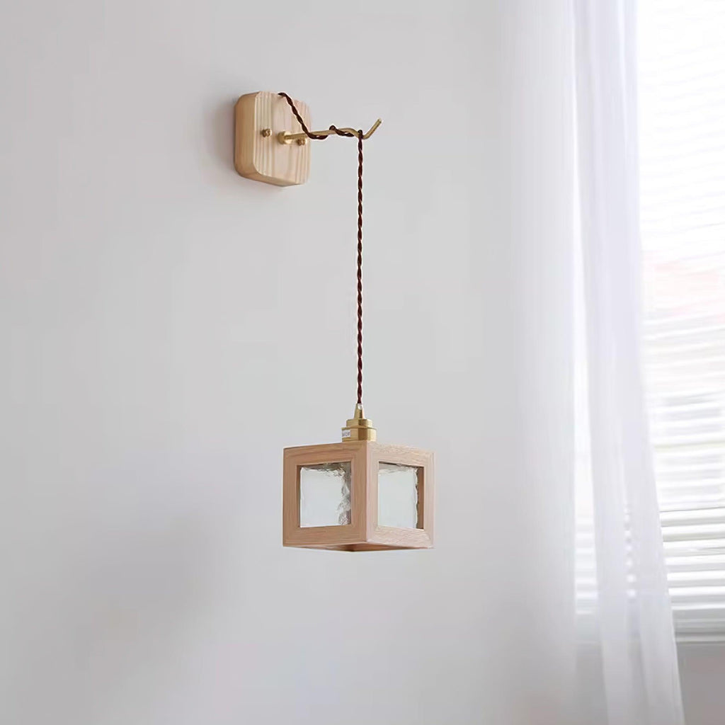 Matilda Applique Murale Cube en Bois - Neutralighting