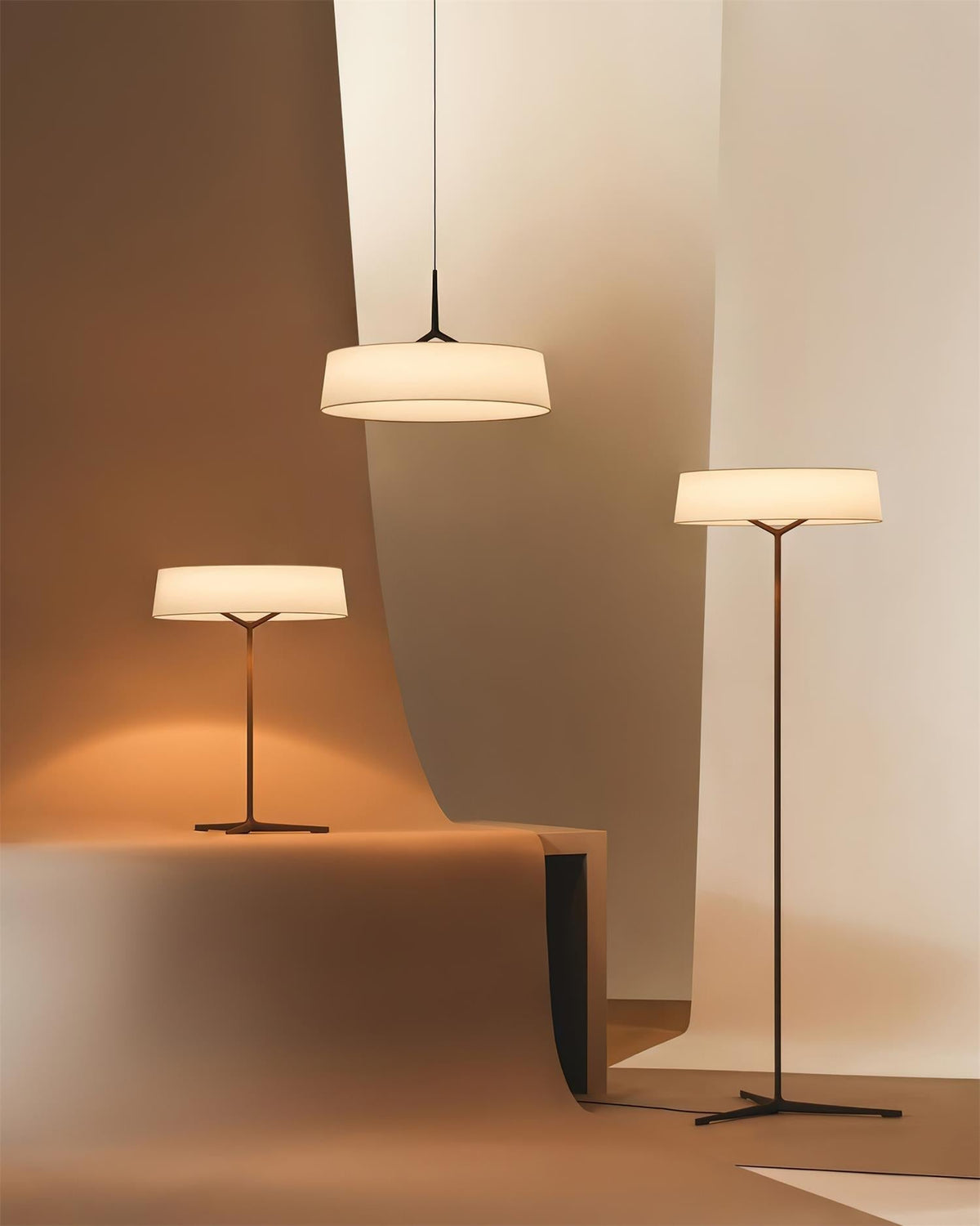 Virelli Lampe Pendante Abat-jour en Tissu Blanc Tambour Tige Noire Élégante Moderne - Neutralighting