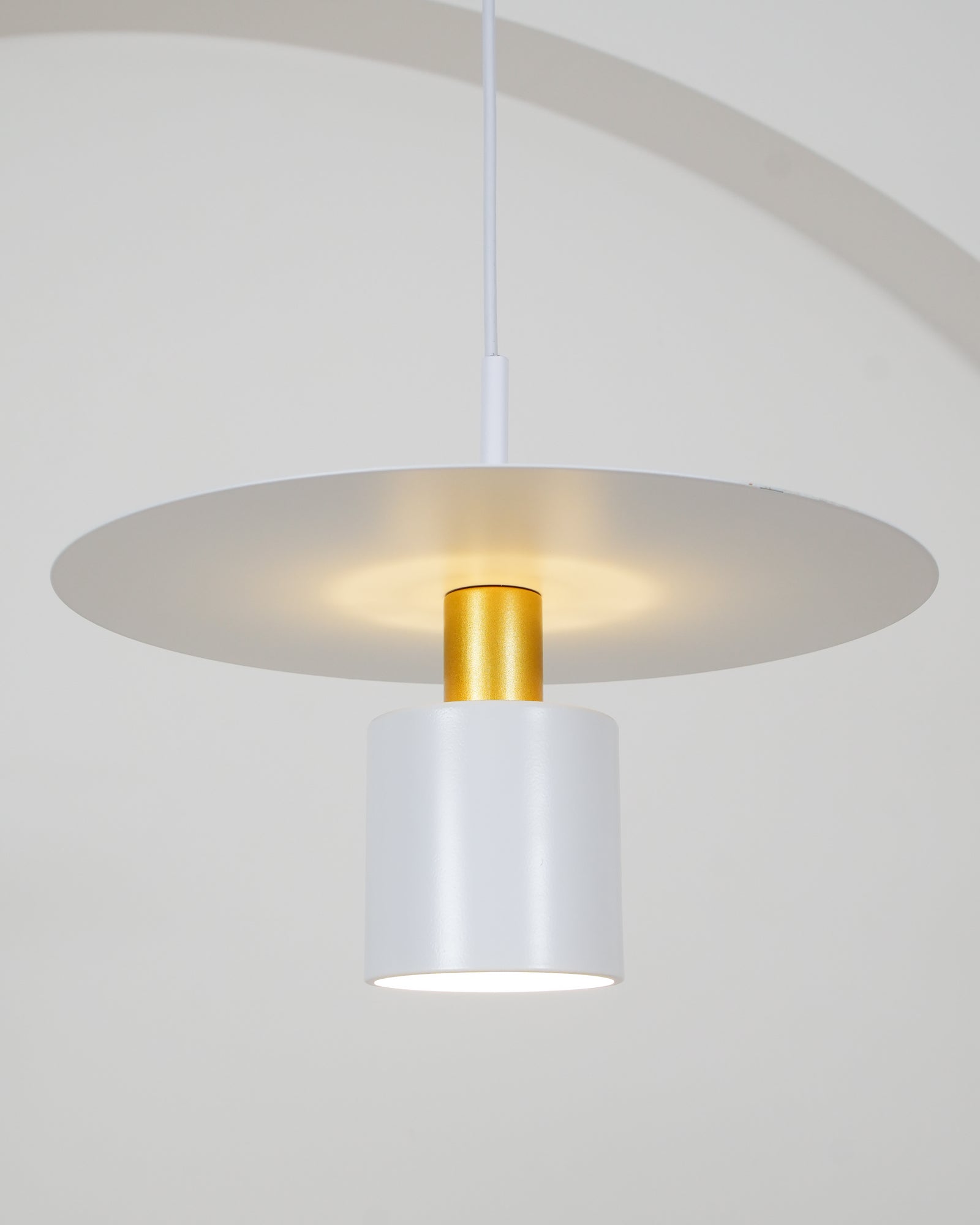 Solara Lampe suspendue cylindrique à disque industriel - Neutralighting