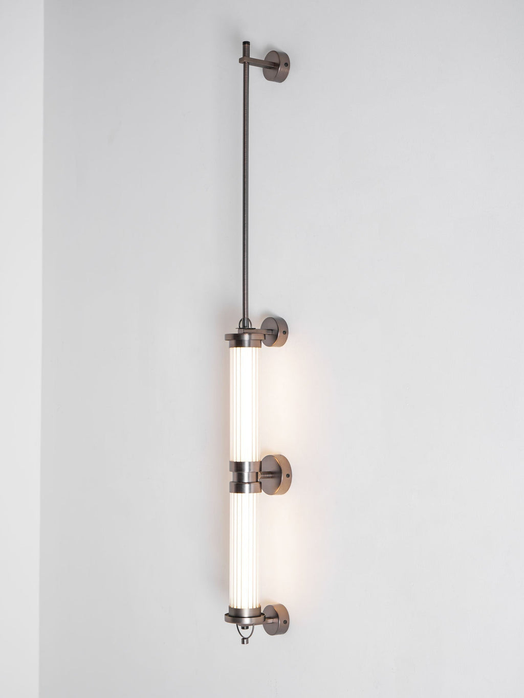 Myrtle Applique Murale Verticale en Verre Art Nordic Premium - Neutralighting