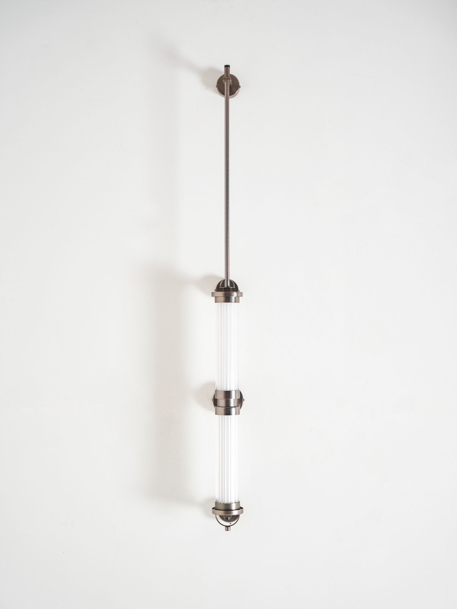 Myrtle Applique Murale Verticale en Verre Art Nordic Premium - Neutralighting