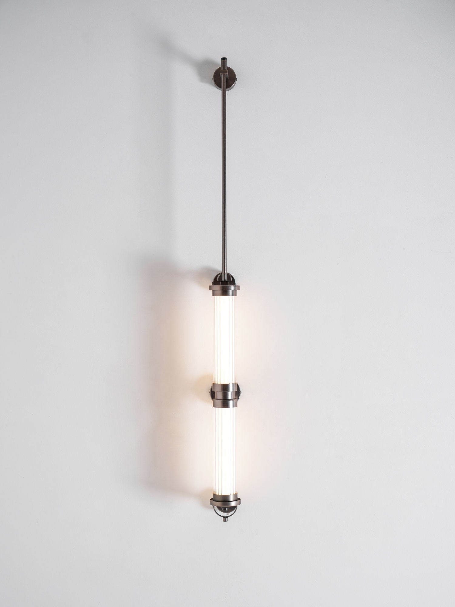 Myrtle Applique Murale Verticale en Verre Art Nordic Premium - Neutralighting