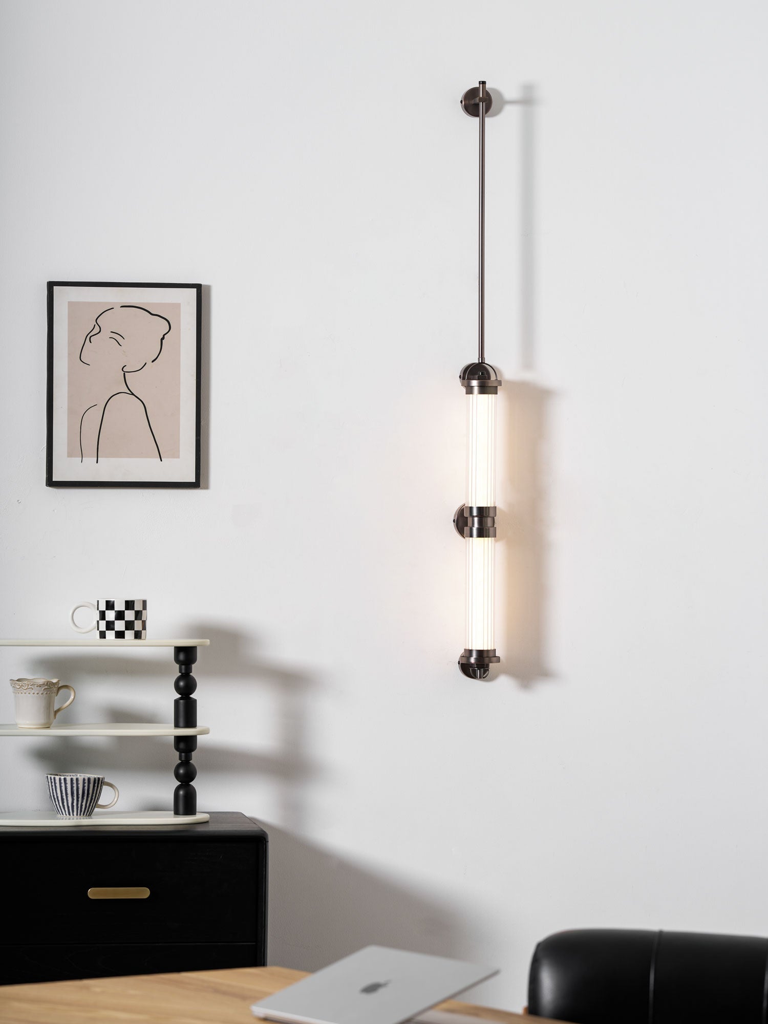 Myrtle Applique Murale Verticale en Verre Art Nordic Premium - Neutralighting
