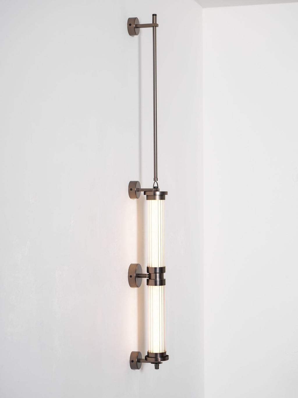 Myrtle Applique Murale Verticale en Verre Art Nordic Premium - Neutralighting