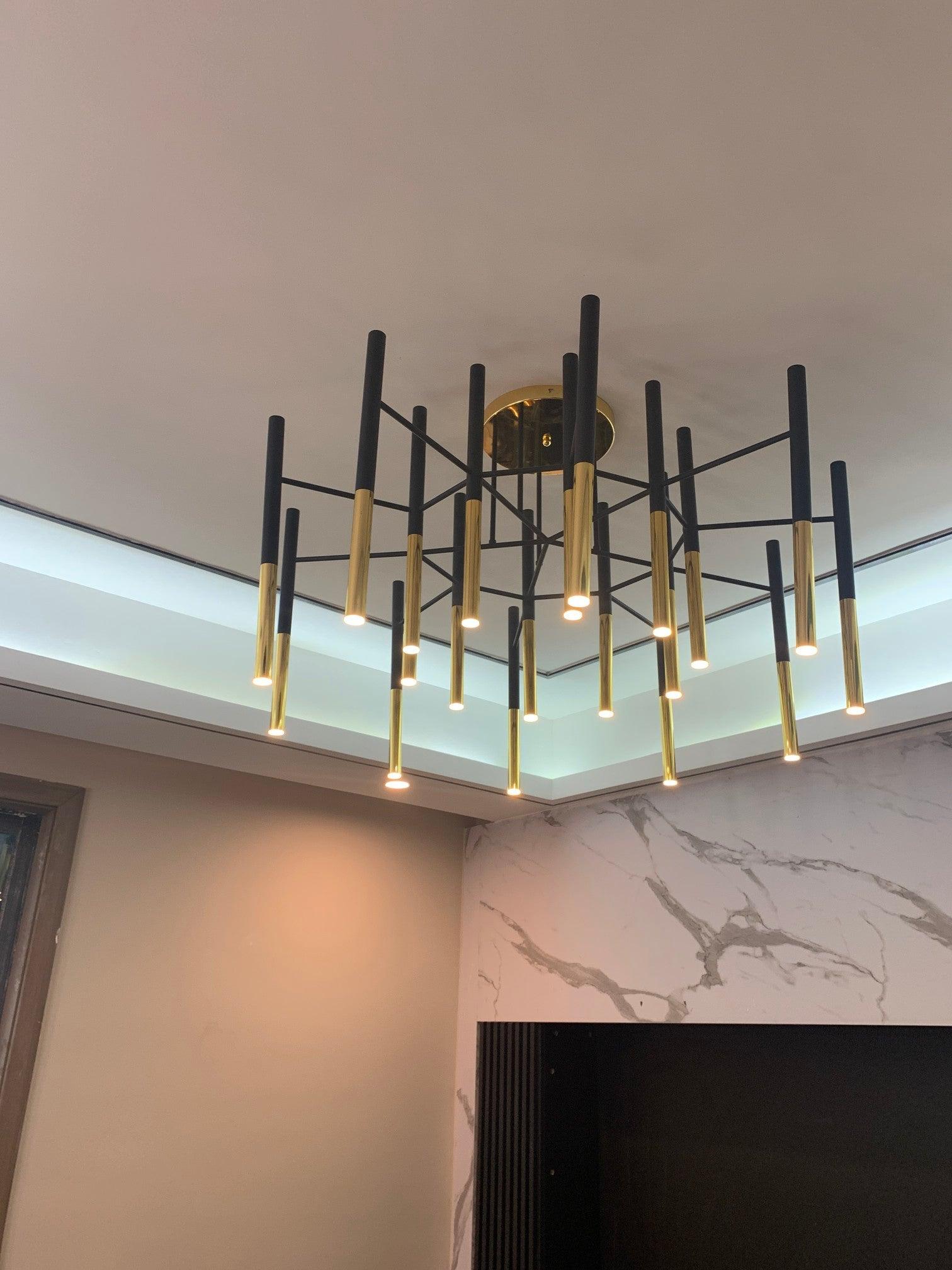 Solara Lustre Moderne Tiges Noir Or - Neutralighting
