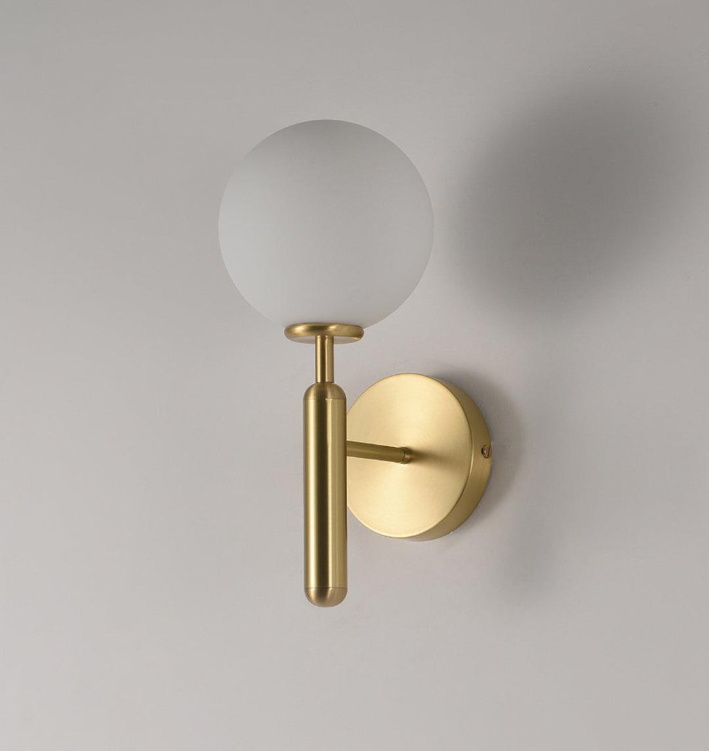 Ilirila Applique Murale Moderne Minimaliste en Laiton et Verre - Neutralighting