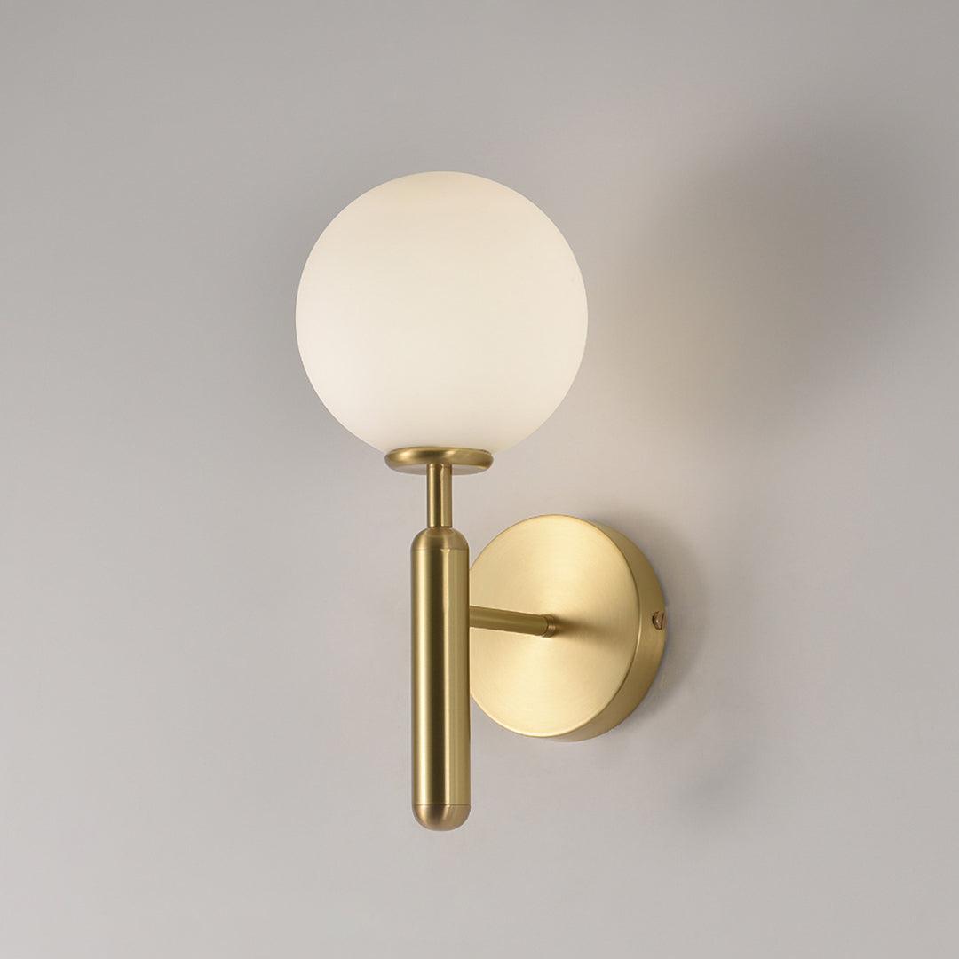 Ilirila Applique Murale Moderne Minimaliste en Laiton et Verre - Neutralighting