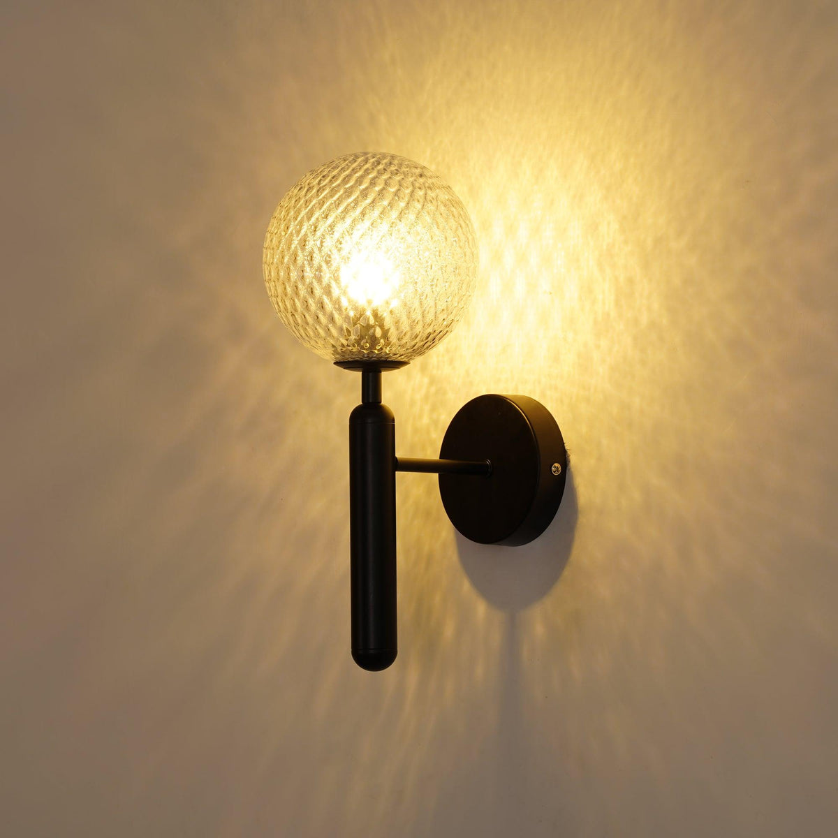 Ilirila Applique Murale Moderne Minimaliste en Laiton et Verre - Neutralighting