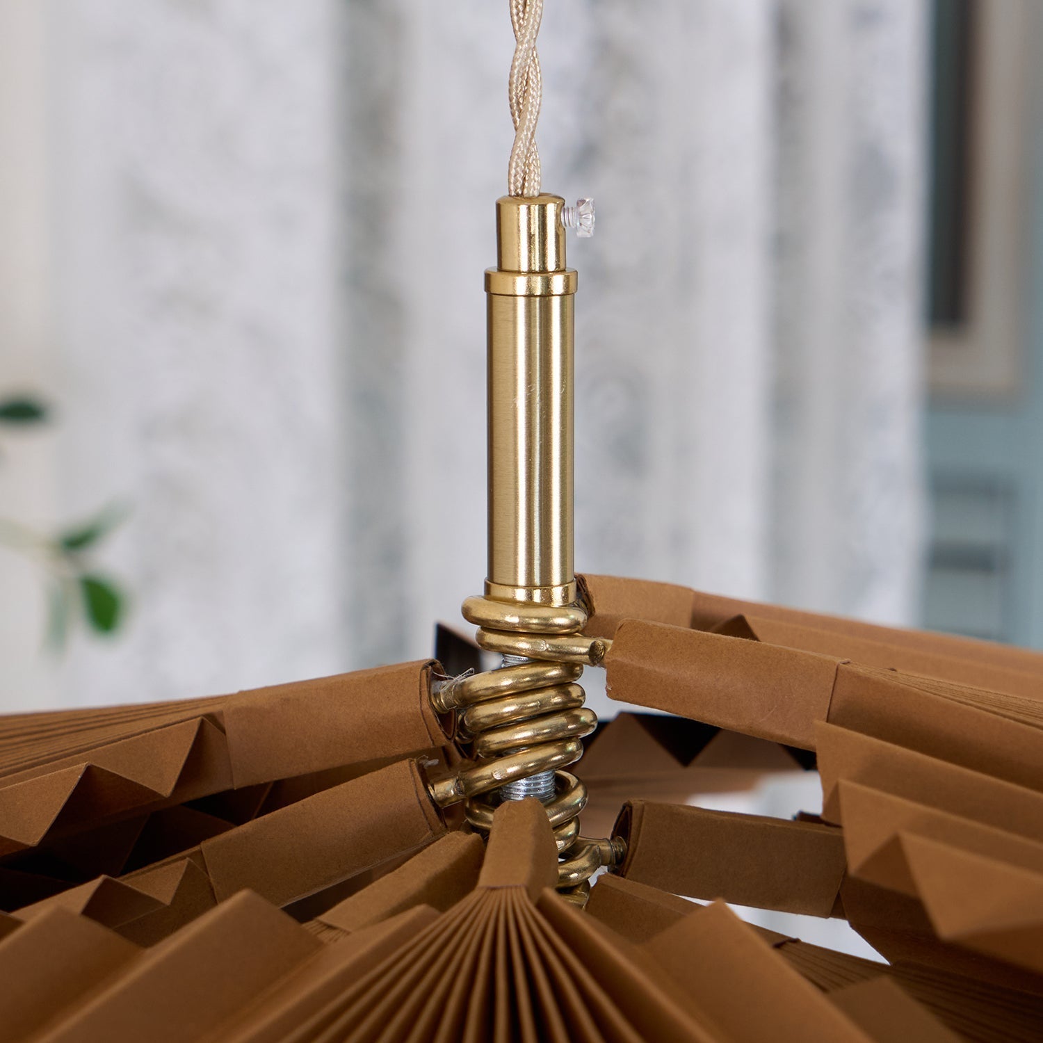 Pendant Lampe Avec Abat-jour Pétale en Papier Kraft Plissé Ambiance Chaleureuse - Neutralighting