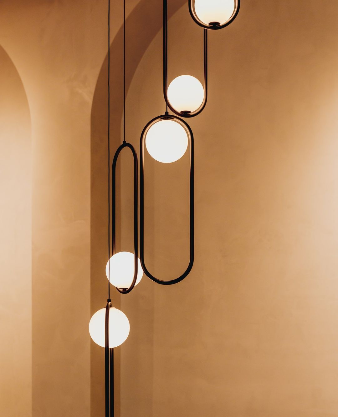 Lustra Lampe Pendante Anneau Moderne en Laiton - Neutralighting